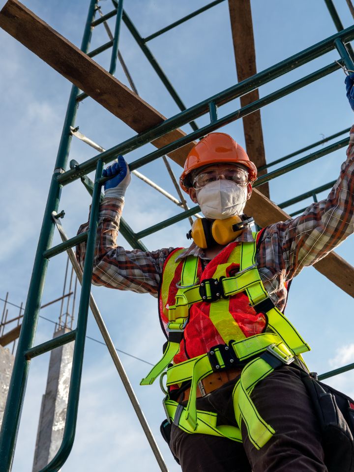 access platforms Shoreditch